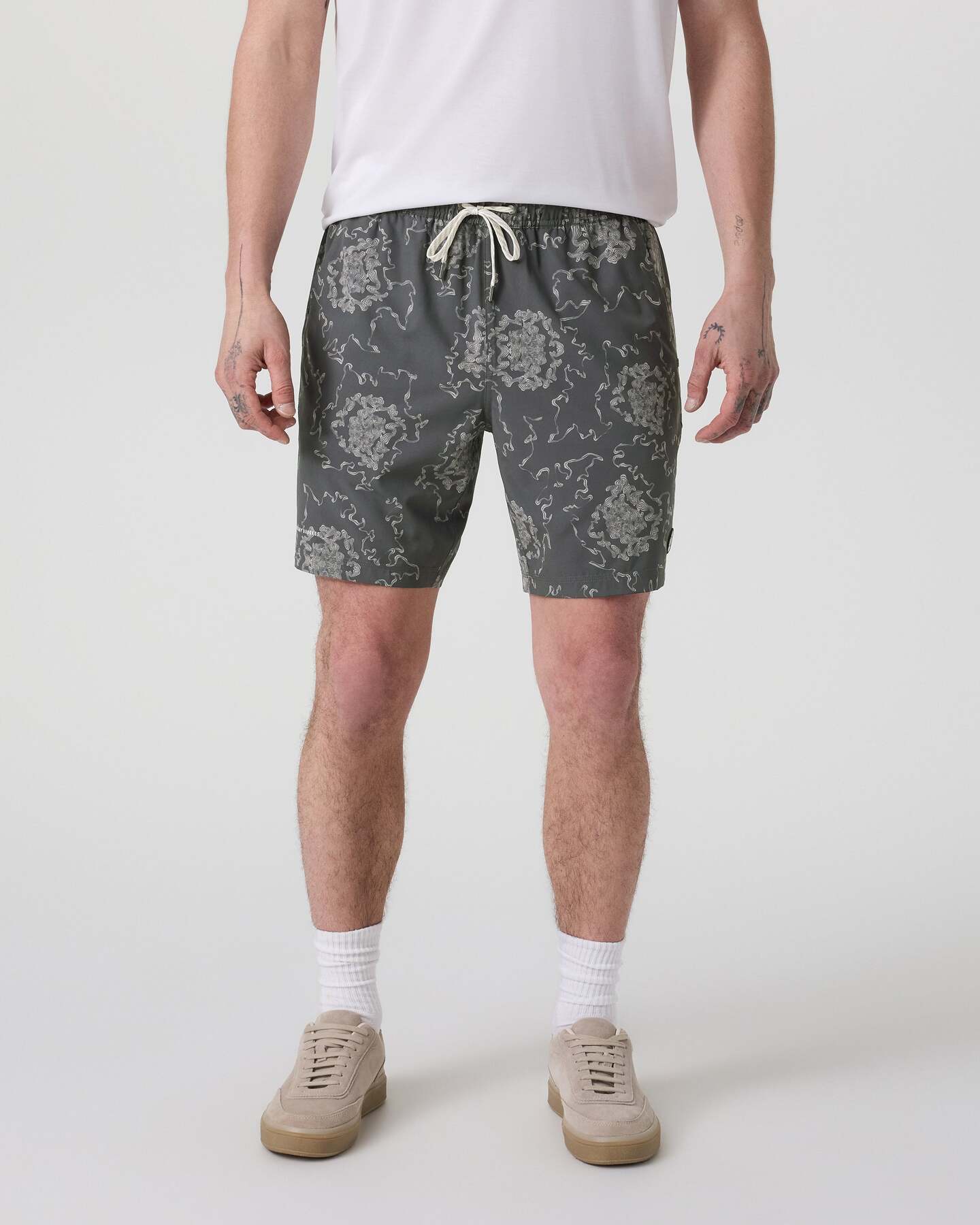 Kore Short Lined 7" Vuori X Kelsey Brookes