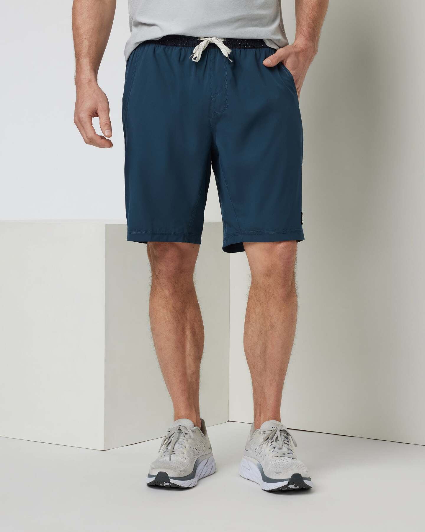 Kore Short Lined 9"